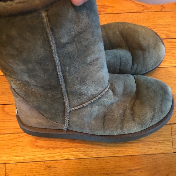 Gray Ugg Boots - Picture 5 of 6